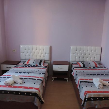 Hotel Eurasia Batumi Bagian luar foto