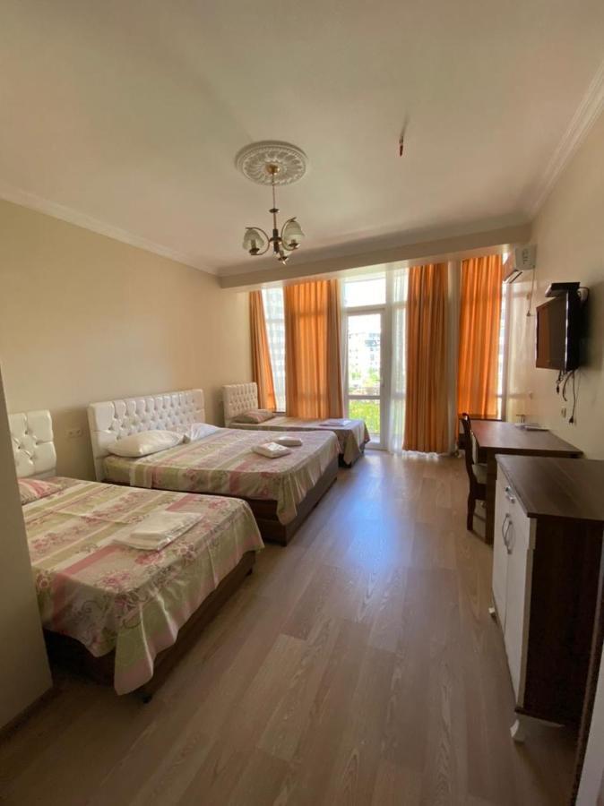 Hotel Eurasia Batumi Bagian luar foto