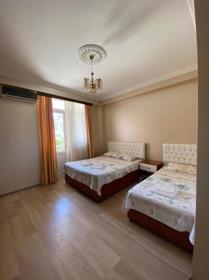Hotel Eurasia Batumi Bagian luar foto