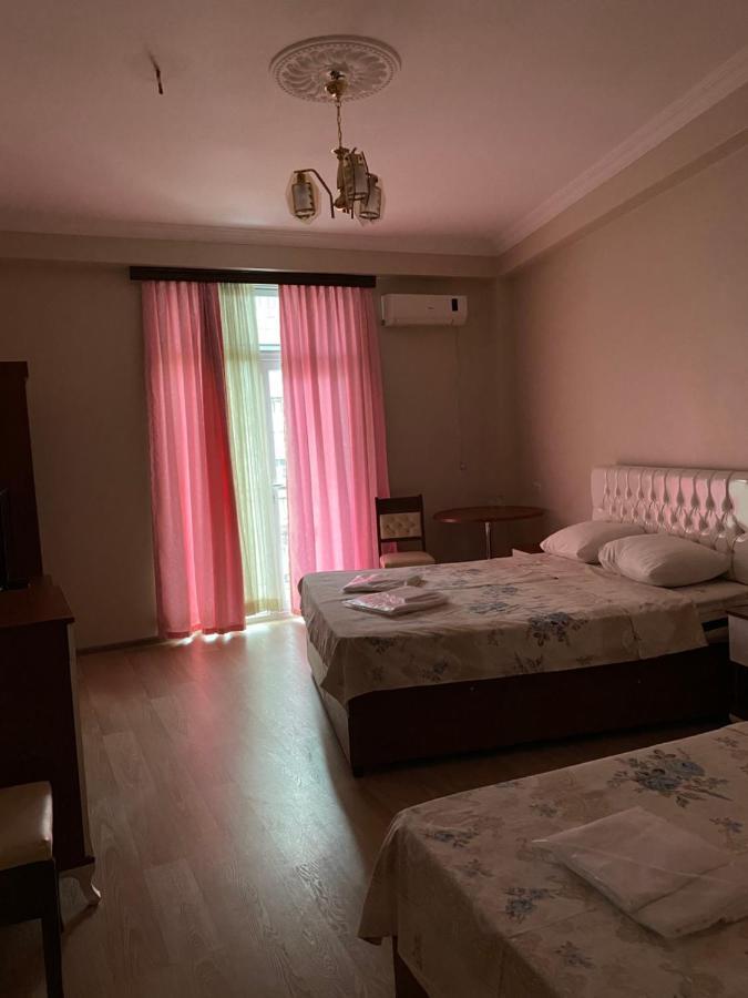 Hotel Eurasia Batumi Bagian luar foto