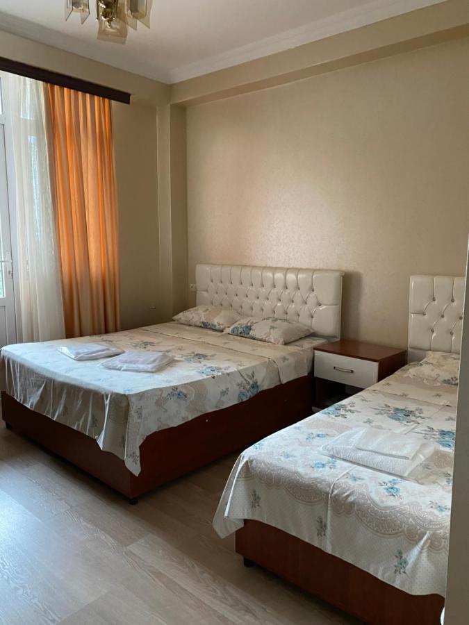 Hotel Eurasia Batumi Bagian luar foto