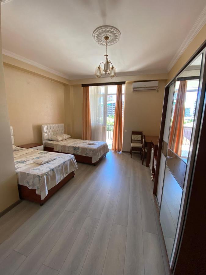 Hotel Eurasia Batumi Bagian luar foto