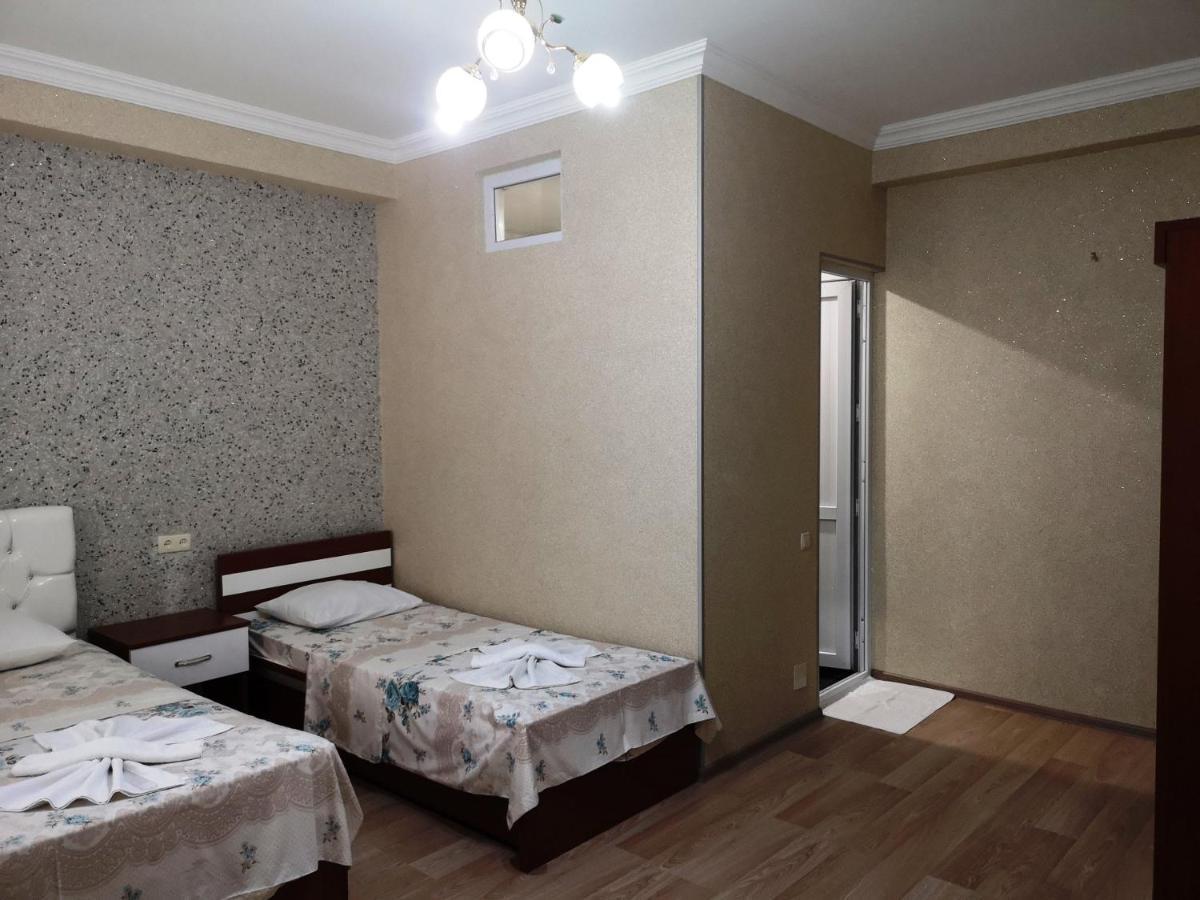 Hotel Eurasia Batumi Bagian luar foto
