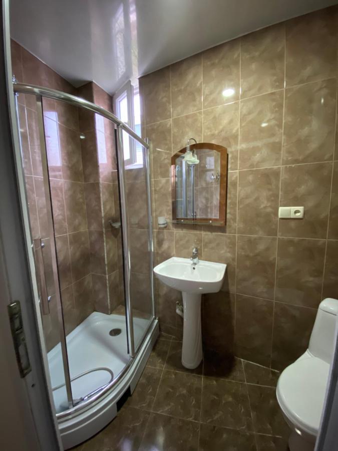 Hotel Eurasia Batumi Bagian luar foto