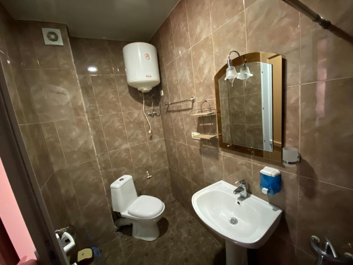 Hotel Eurasia Batumi Bagian luar foto